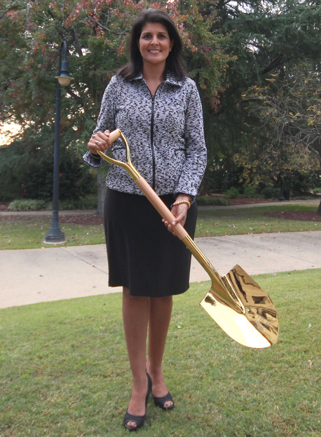 Figure 12: Governor Nikki Haley poses with South Carolina’s Gold Shovel award.