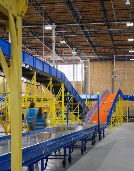 Amazon’s First Mass Timber Delivery Station-Image 11